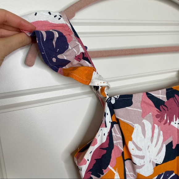 SADIE & SAGE PINK PALM PRINT FLUTTER SLEEVE DRESS - Picture 11 of 13